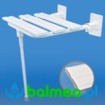 SIEDZISKO PRYSZNICOWE UCHYLNE Z PODPORĄ NOŻNĄ